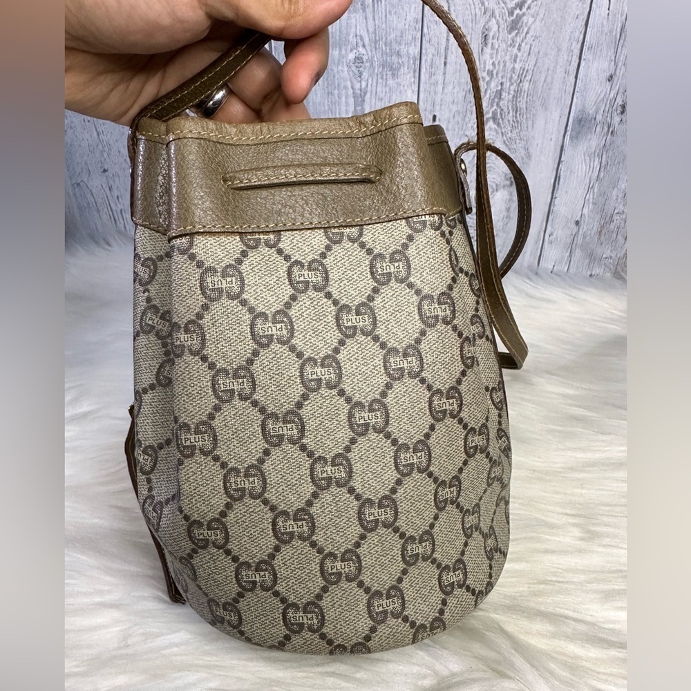 GUCCI monogram mini bucket bag - Picture 5 of 17